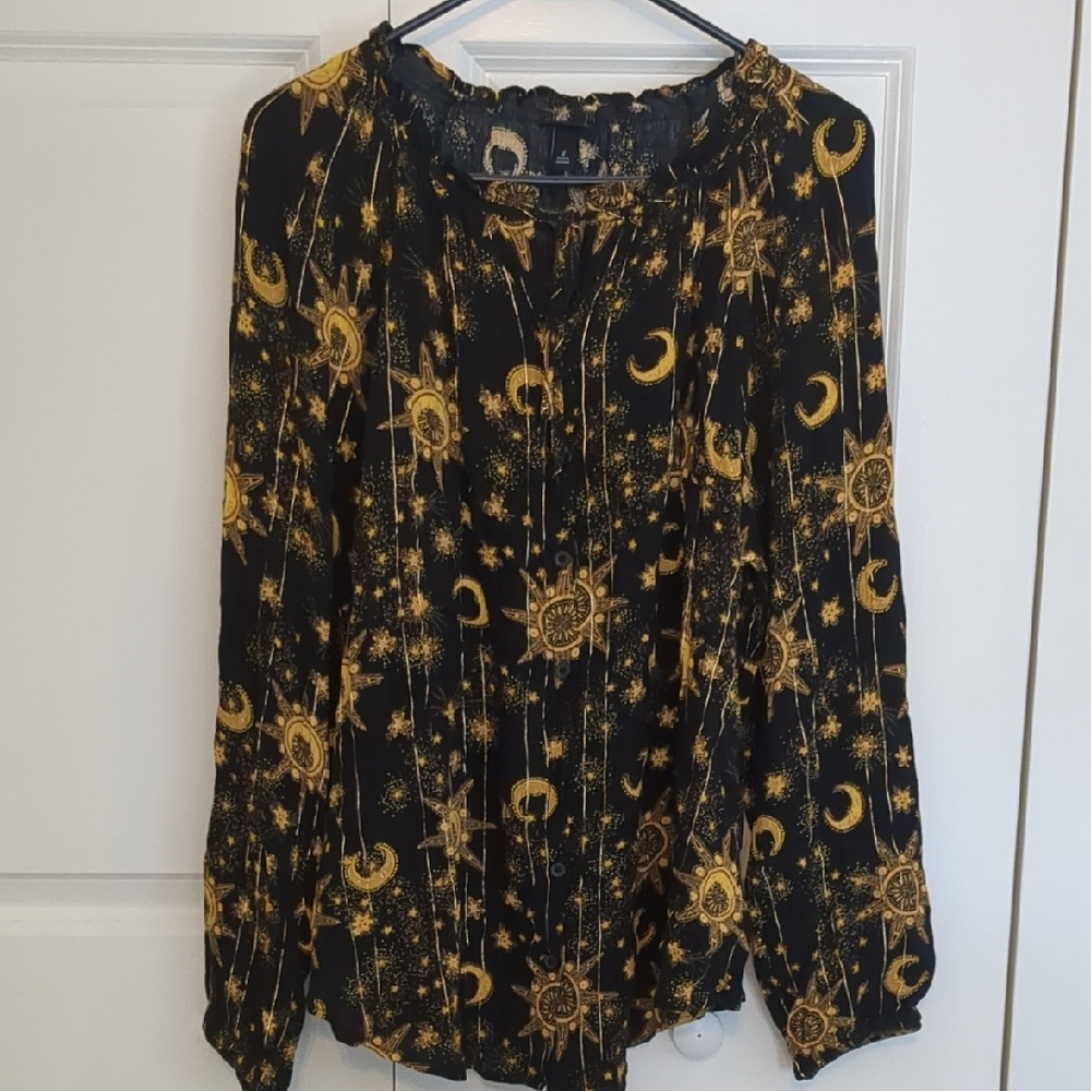 Torrid Black & Gold Plus-sized Top with Celestial Print